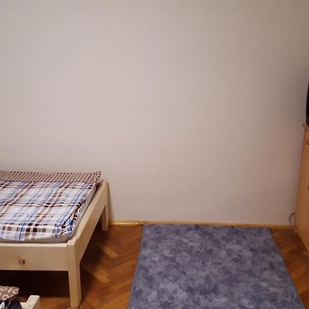 M&M Apartman Tiszafured Bagian luar foto
