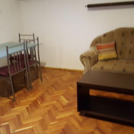 M&M Apartman Tiszafured Bagian luar foto